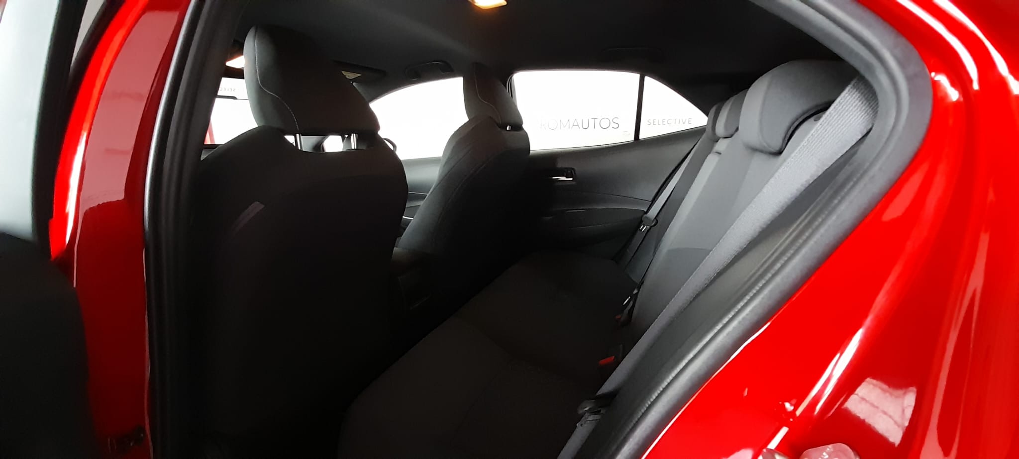 TOYOTA Corolla 1.8 125H ACTIVE TECH ECVT