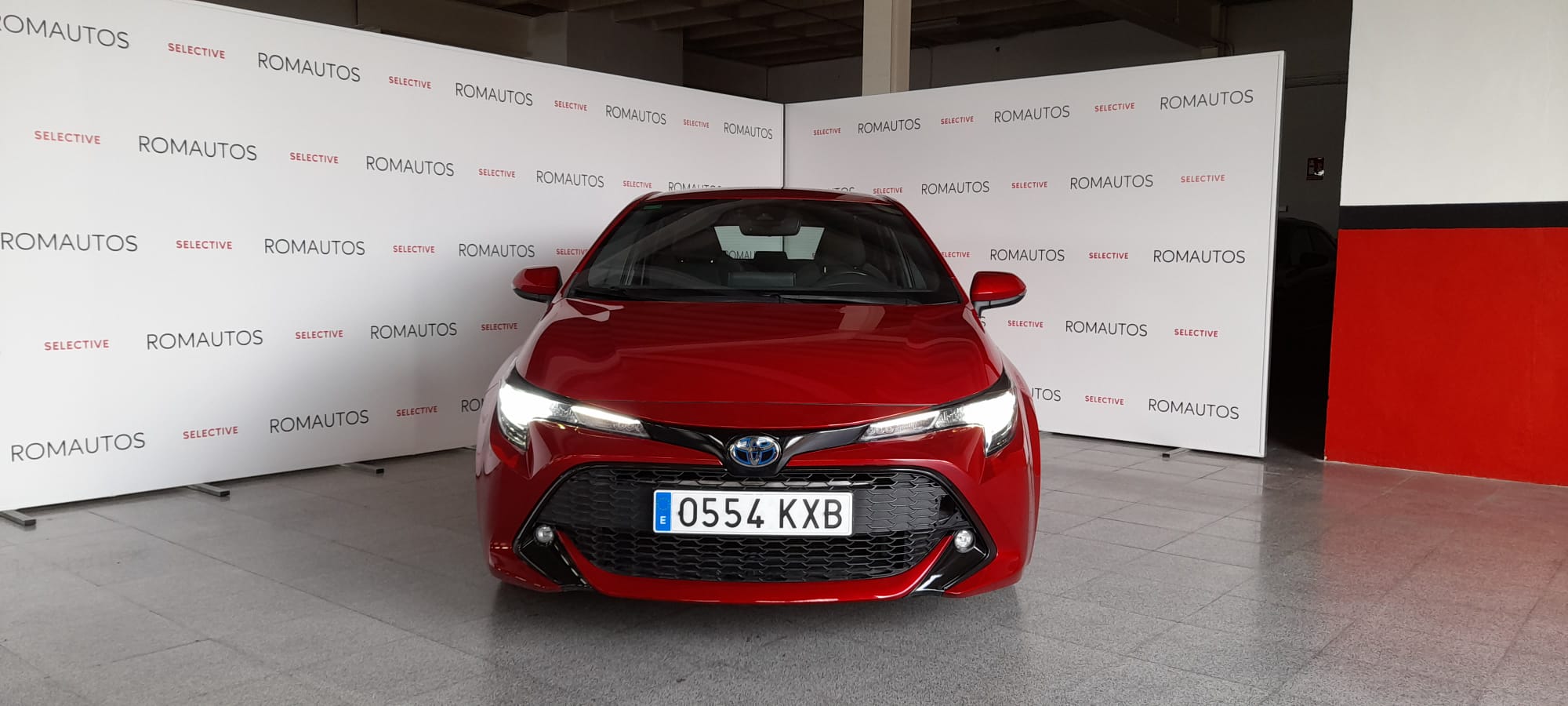 TOYOTA Corolla 1.8 125H ACTIVE TECH ECVT