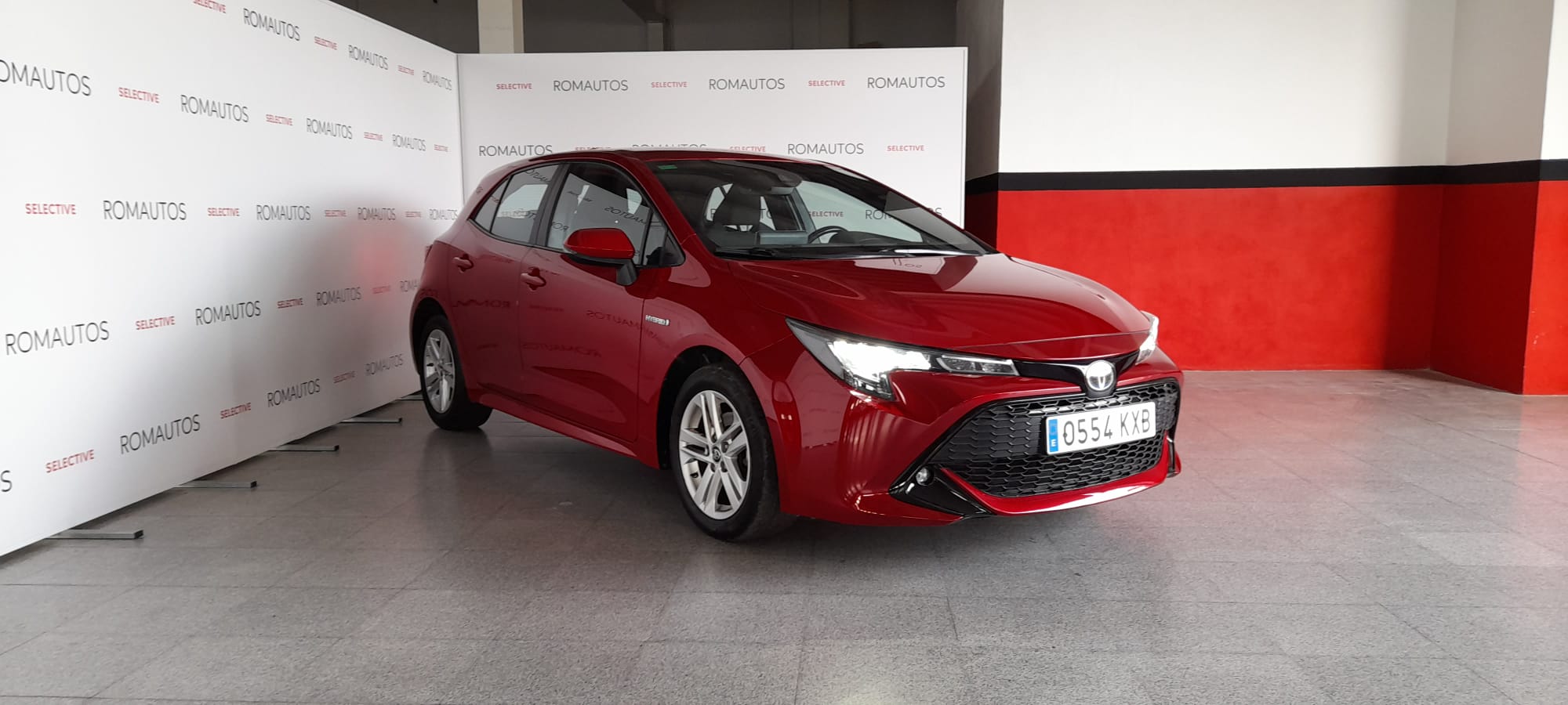TOYOTA Corolla 1.8 125H ACTIVE TECH ECVT