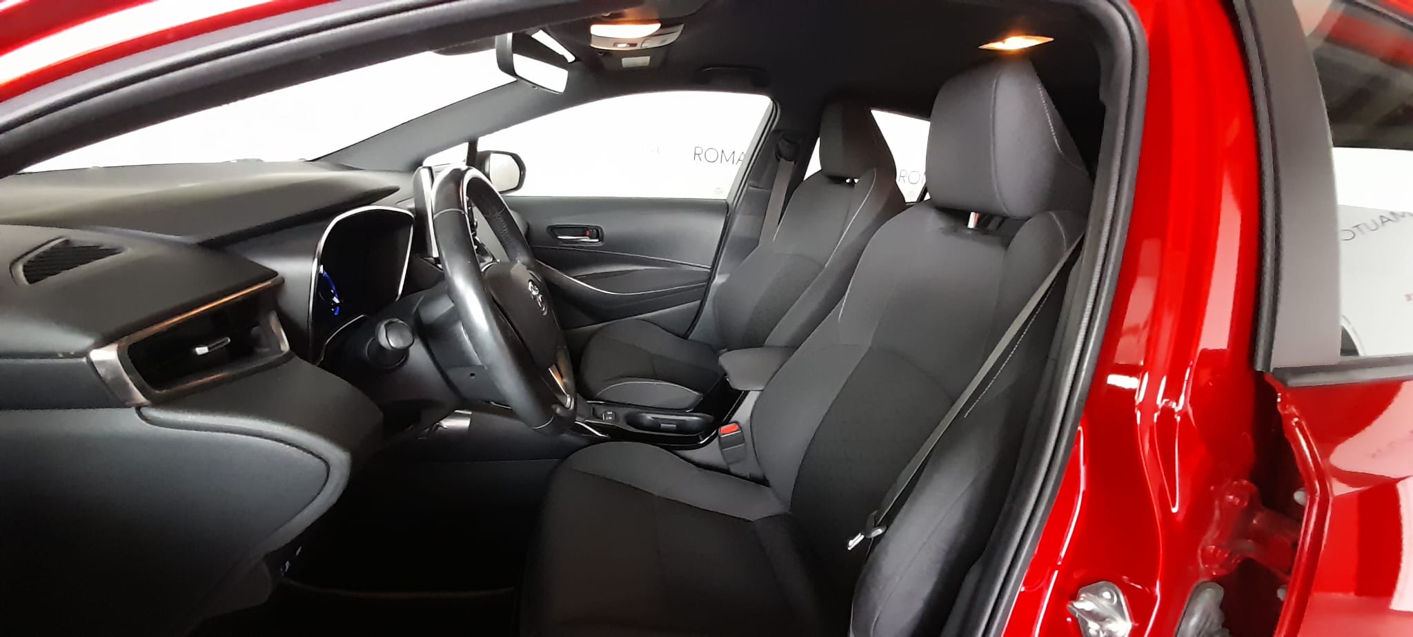 TOYOTA Corolla 1.8 125H ACTIVE TECH ECVT