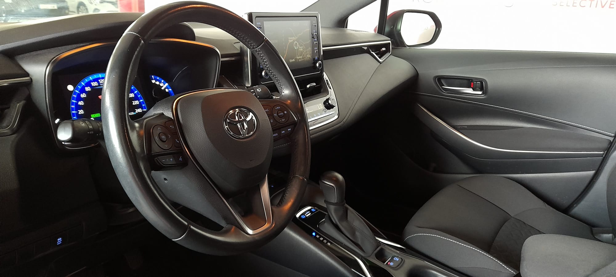 TOYOTA Corolla 1.8 125H ACTIVE TECH ECVT